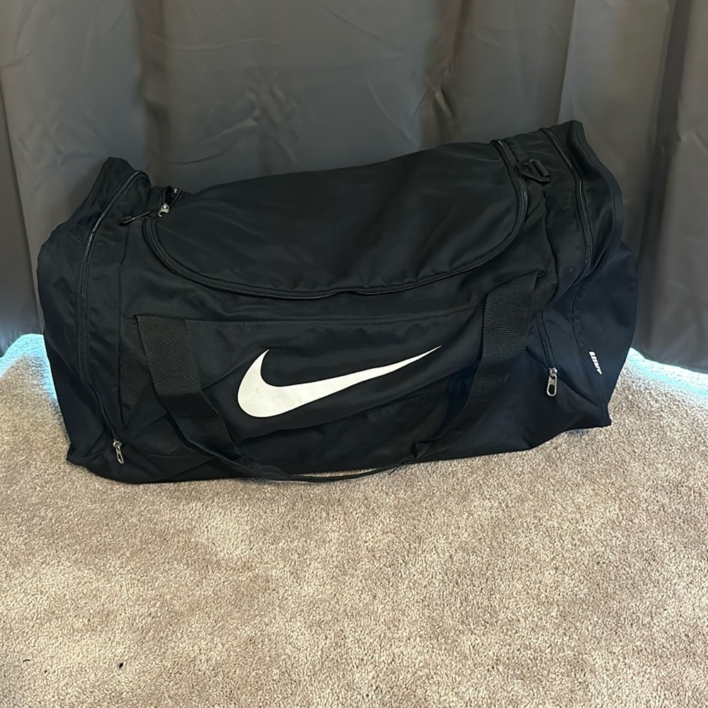 Nike duffel bag